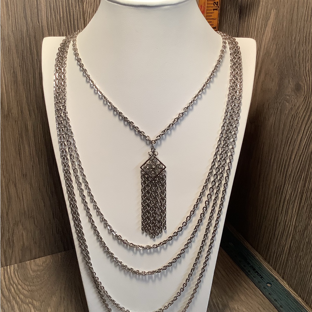Silver Tone Necklace